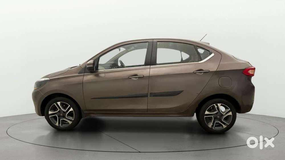 Tata Tigor Xza, 2018, Petrol
