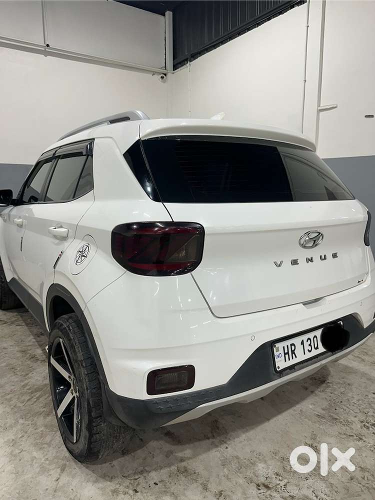 2019 Hyundai Venue Petrol Manual