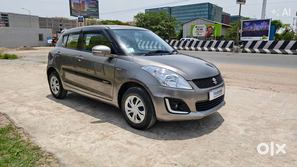 Maruti Suzuki Swift Vxi + Manual, 2017, Petrol