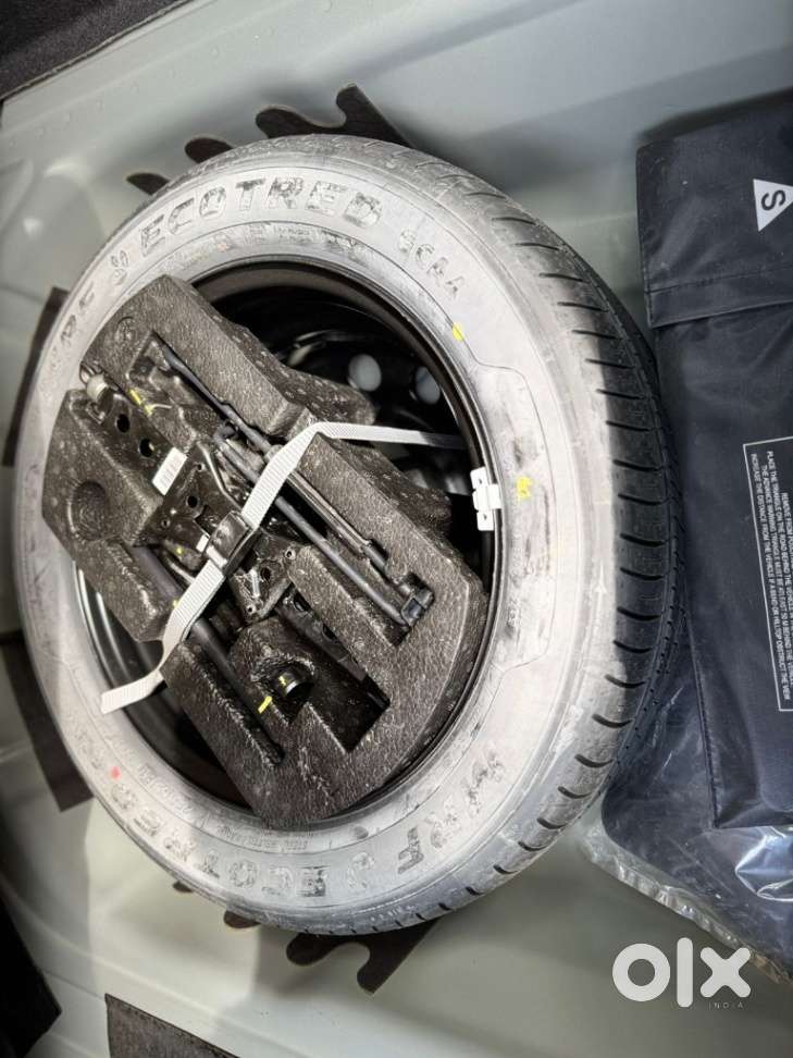 Skoda Slavia 1.0 Tsi Style, 2023, Petrol