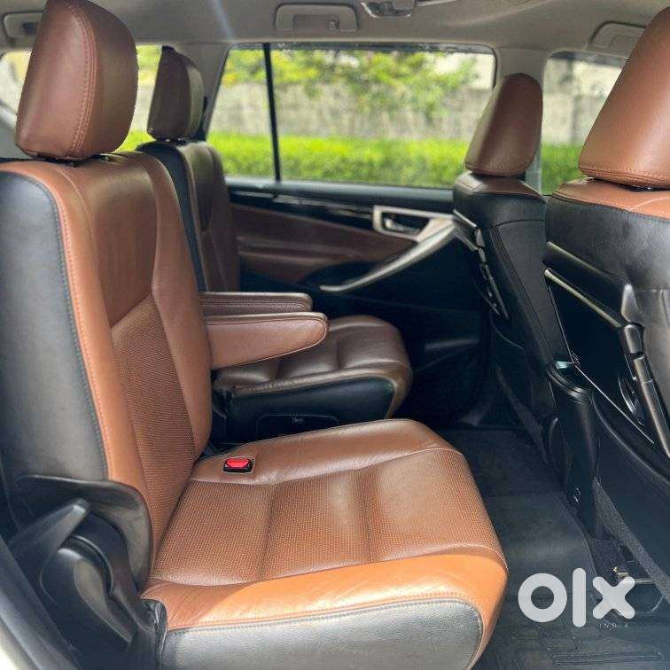 Toyota Innova Crysta 2.4 V, 2023, Diesel