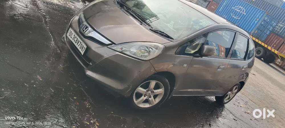 Urgent Sale,honda Jazz 2012 Cng & Hybrids 85000 Km Driven