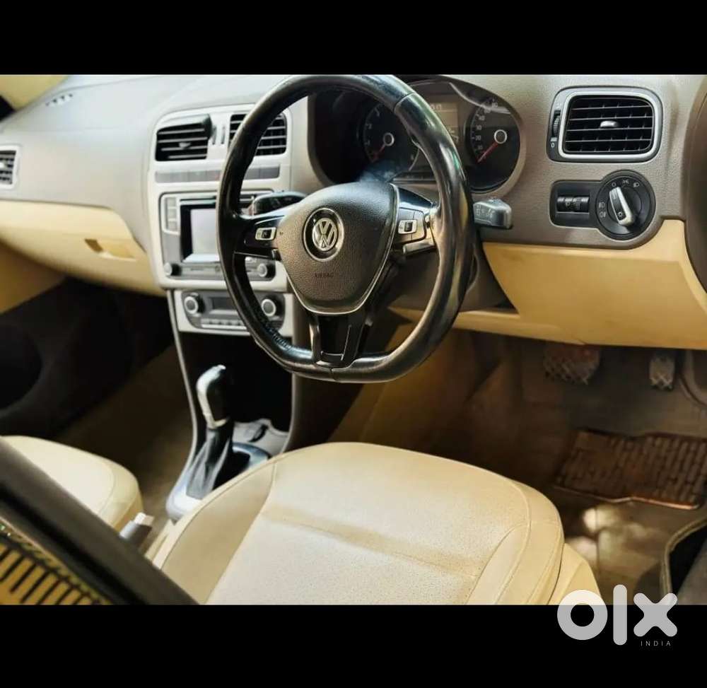 Volkswagen Vento 1.2 Tsi Highline At, 2017, Petrol