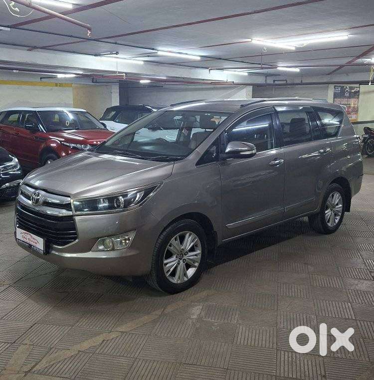 Toyota Innova Crysta 2.8z Automatic, 2016, Diesel