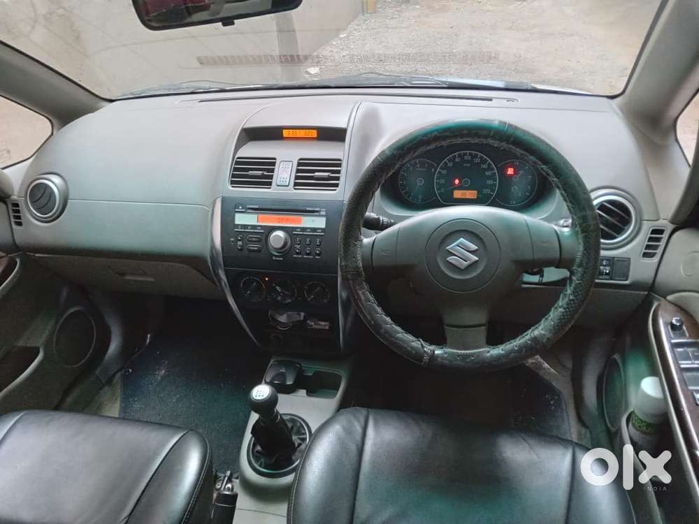 Maruti Suzuki Sx4 Vxi Bsiv, 2010, Petrol