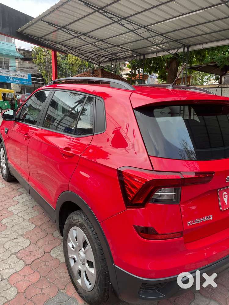 Skoda Kushaq 1.0 Tsi Active, 2022, Petrol
