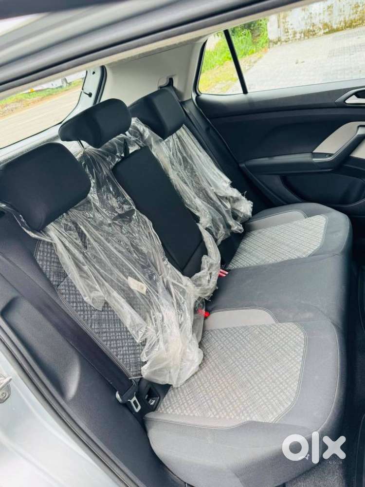 Volkswagen Taigun 1.0 Tsi Highline At, 2022, Petrol