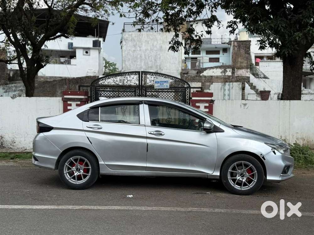 Honda City Top Model Sunroof Push Button