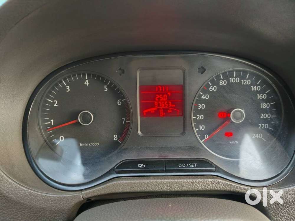 Volkswagen Vento 2010-2013 Petrol Trendline, 2011, Petrol