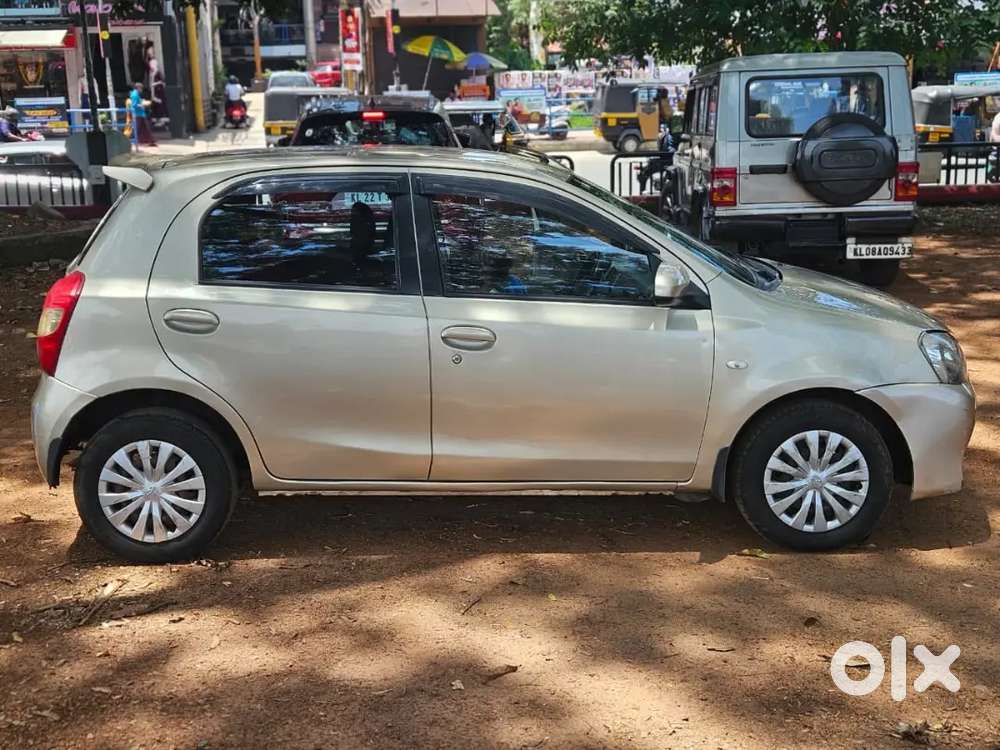 Re Registered Toyota Etios Liva 2013 Diesel Well Maintained