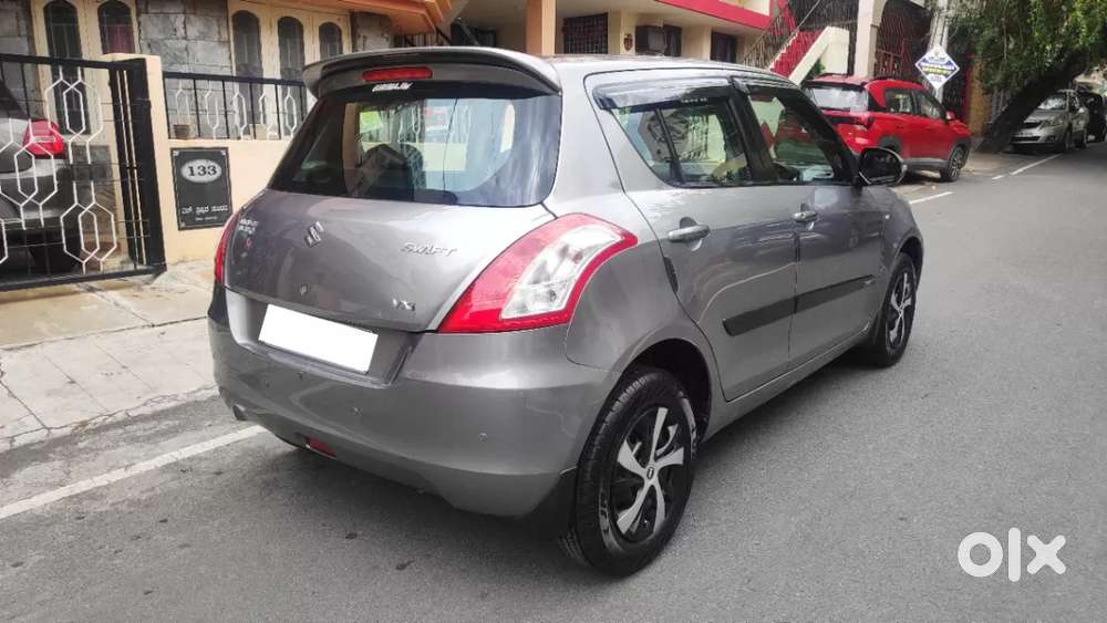 Maruti Suzuki Swift VXI, 2015, Petrol