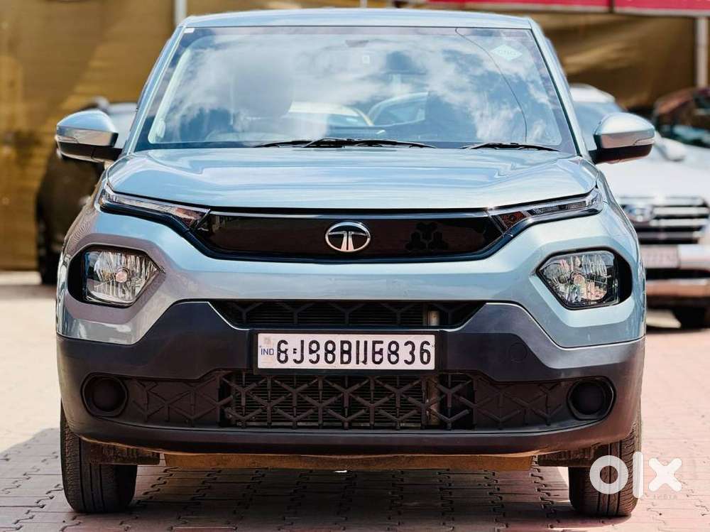 Tata Punch, 2025, Petrol