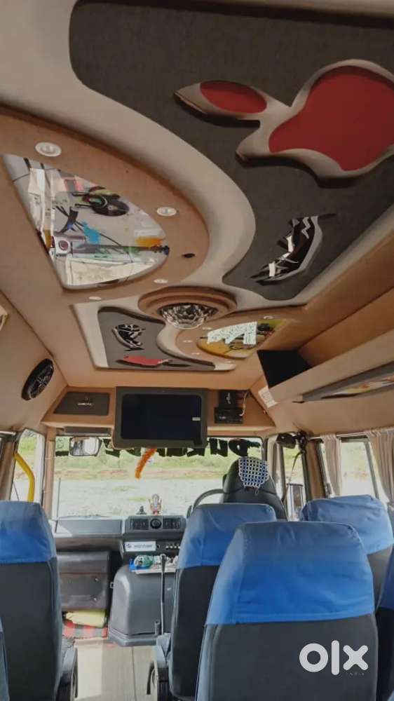 Tempo Traveller Tt A/c Power Steering