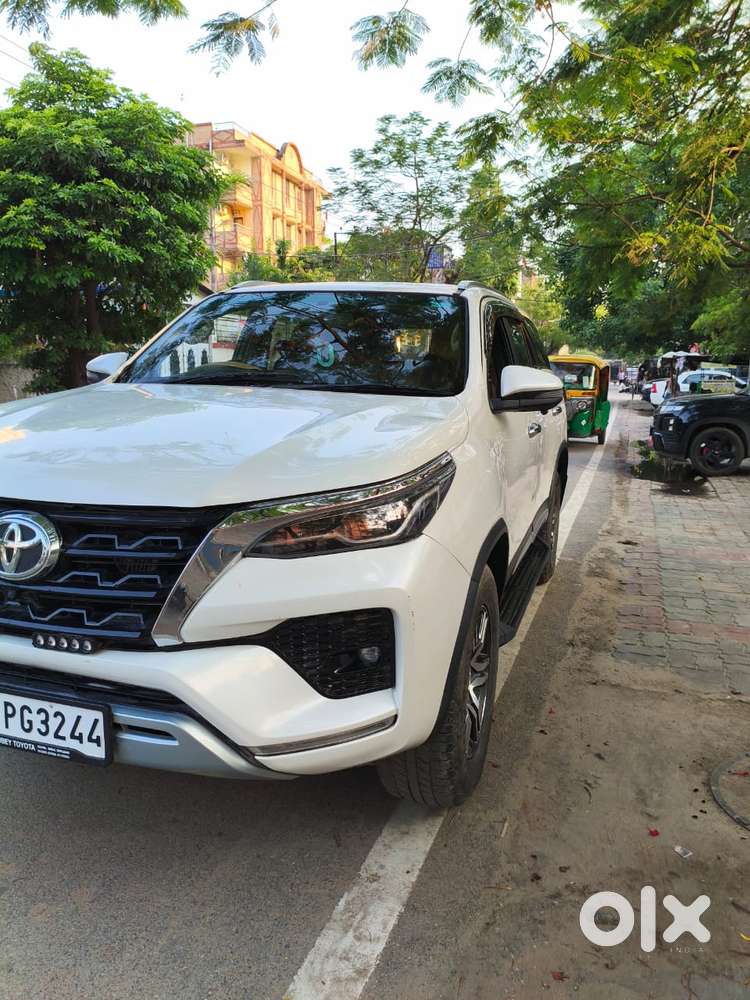 Toyota Fortuner 2011-2016 4x2 Manual, 2016, Diesel