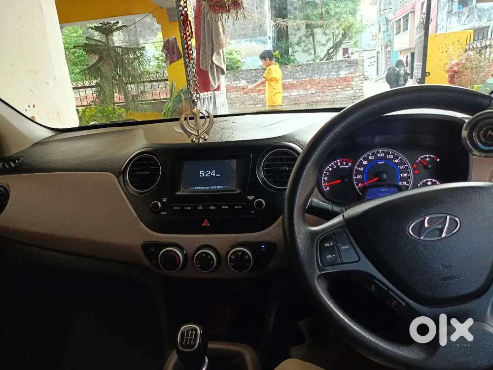 Hyundai Grand I10 2017 Cng & Hybrids Well Maintained