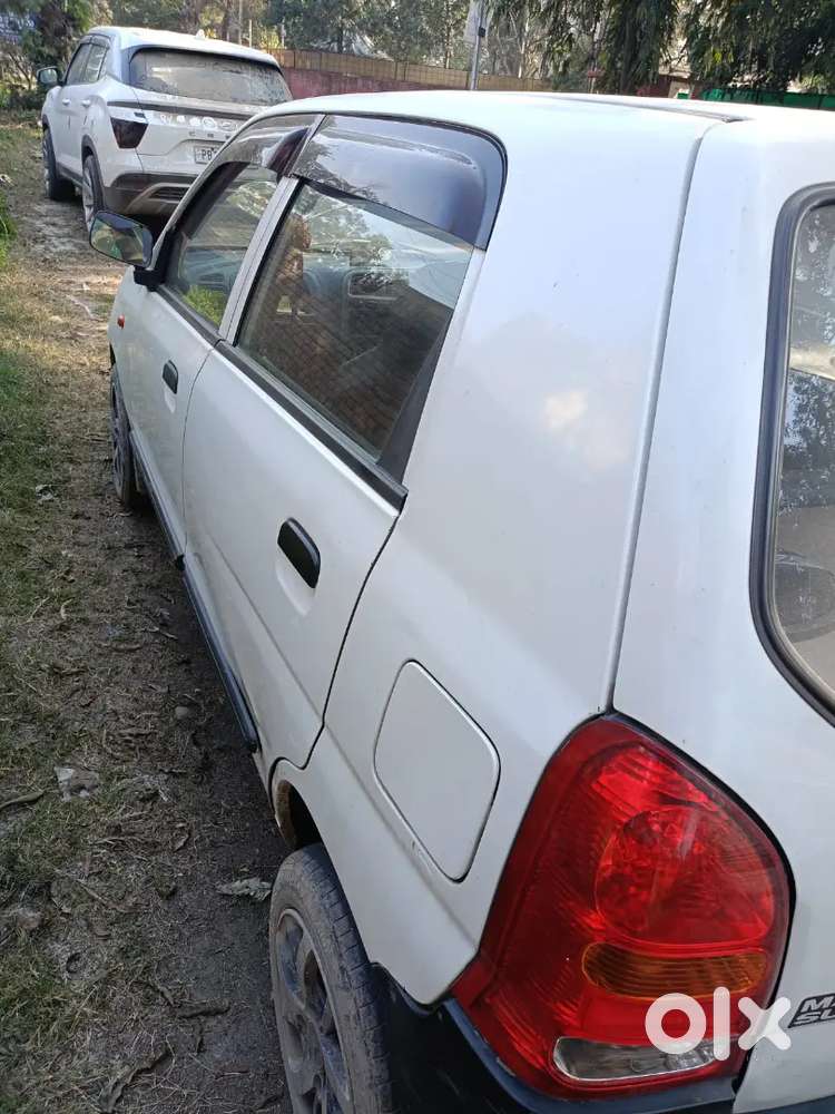 Alto 800 White Colour