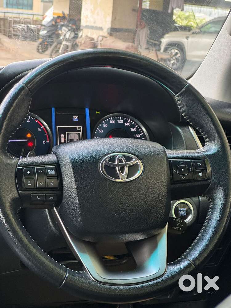 Toyota Fortuner 4x2 At 2.8 Diesel, 2022, Diesel