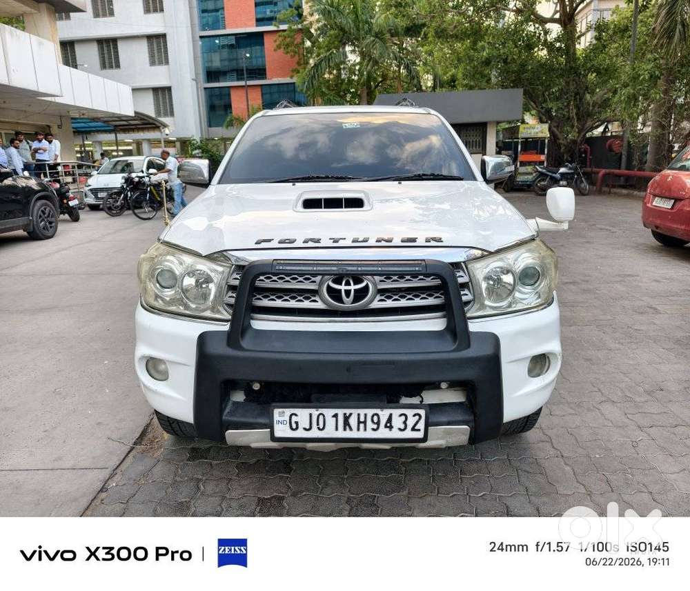 Toyota Fortuner 3.0 4x4 Manual, 2011, Diesel