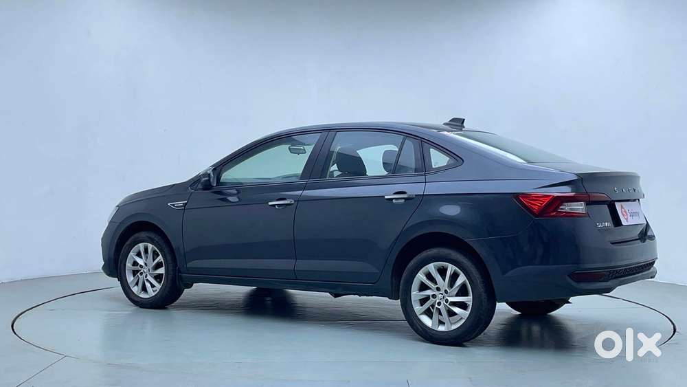 Skoda Slavia Ambition 1.0l Tsi Mt, 2023, Petrol