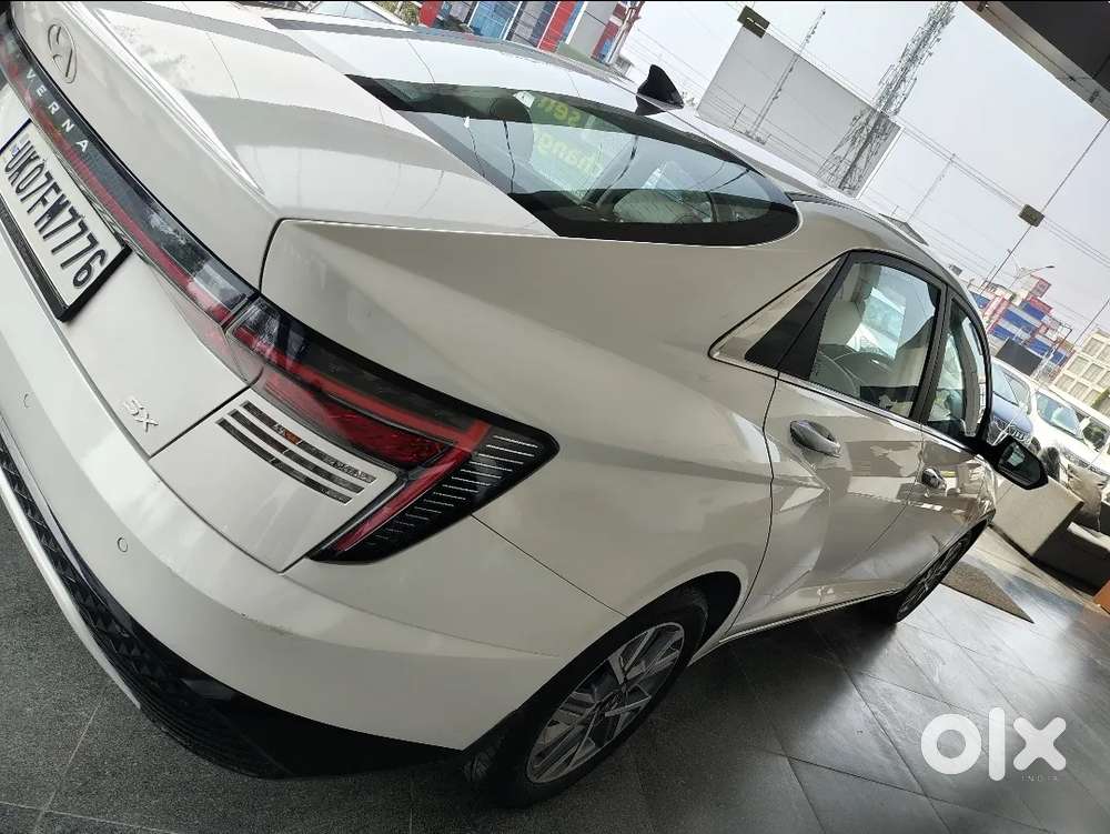 Hyundai Verna 1.5 Sx Petrol Mt, 2023, Petrol