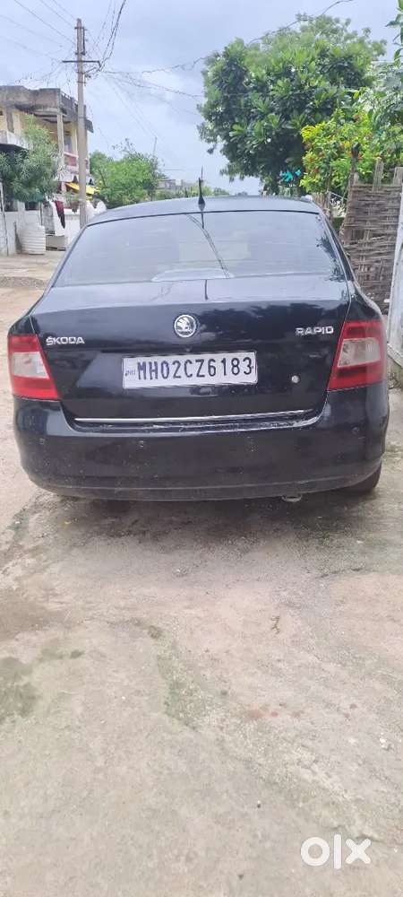Skoda Rapid Elegance 2013