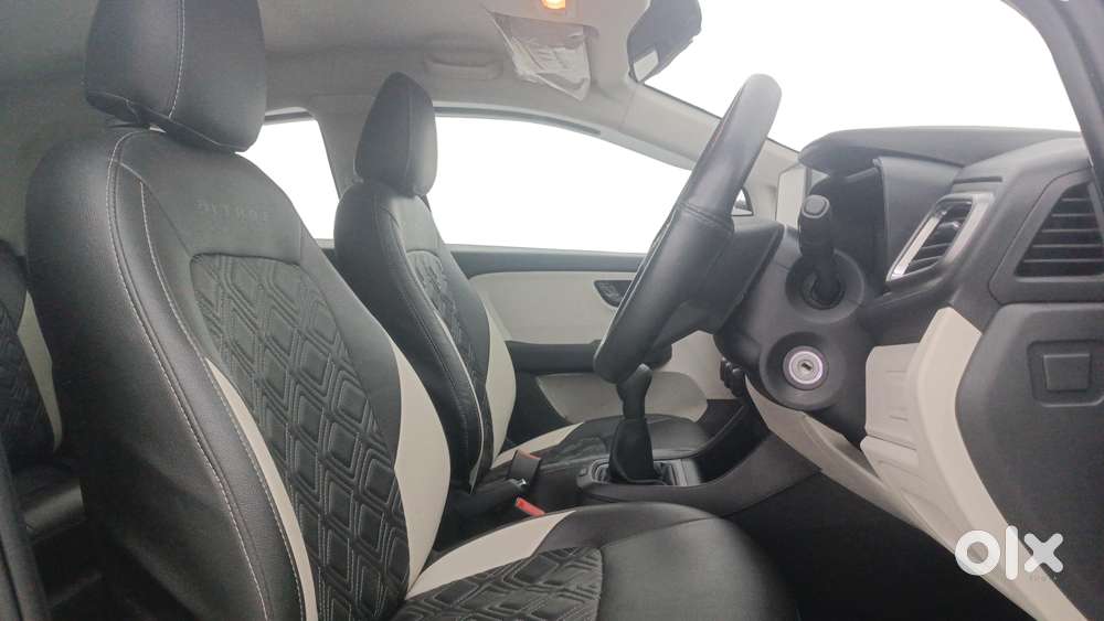 Tata Altroz 1.2 Xm Plus, 2021, Petrol