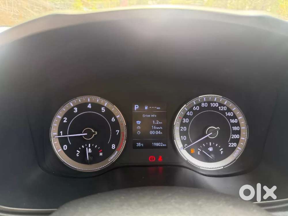 Hyundai Venue 1.0 Sx (o) Turbo Dct, 2022, Petrol