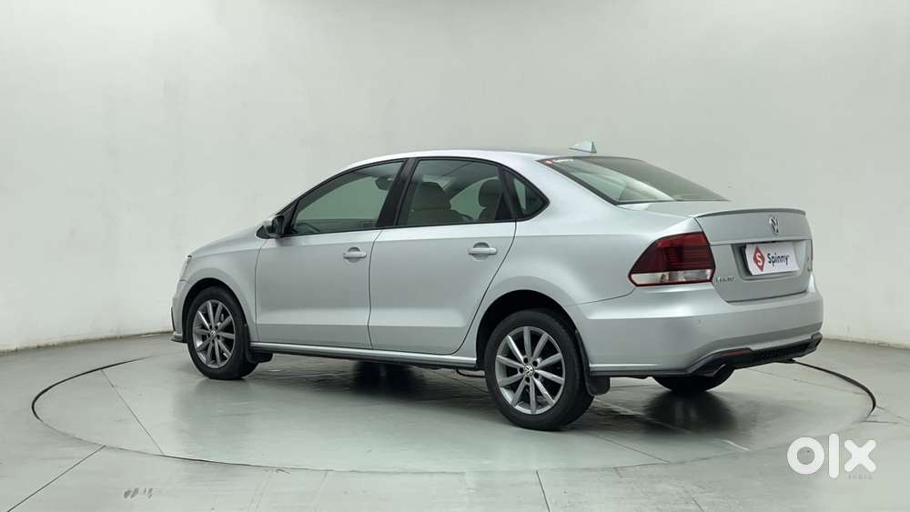 Volkswagen Vento 1.6 Highline, 2022, Petrol