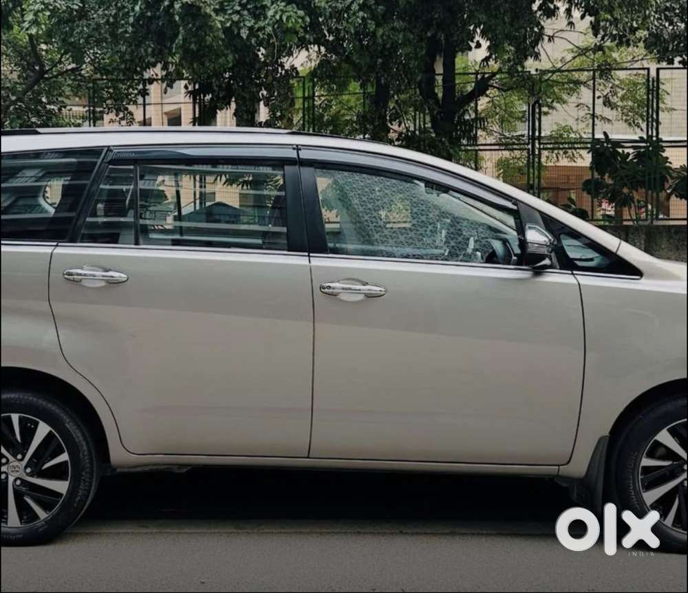 Toyota Innova Crysta [2020-ongoing] 2.7 Zx At 7 Str, 2022, Petrol