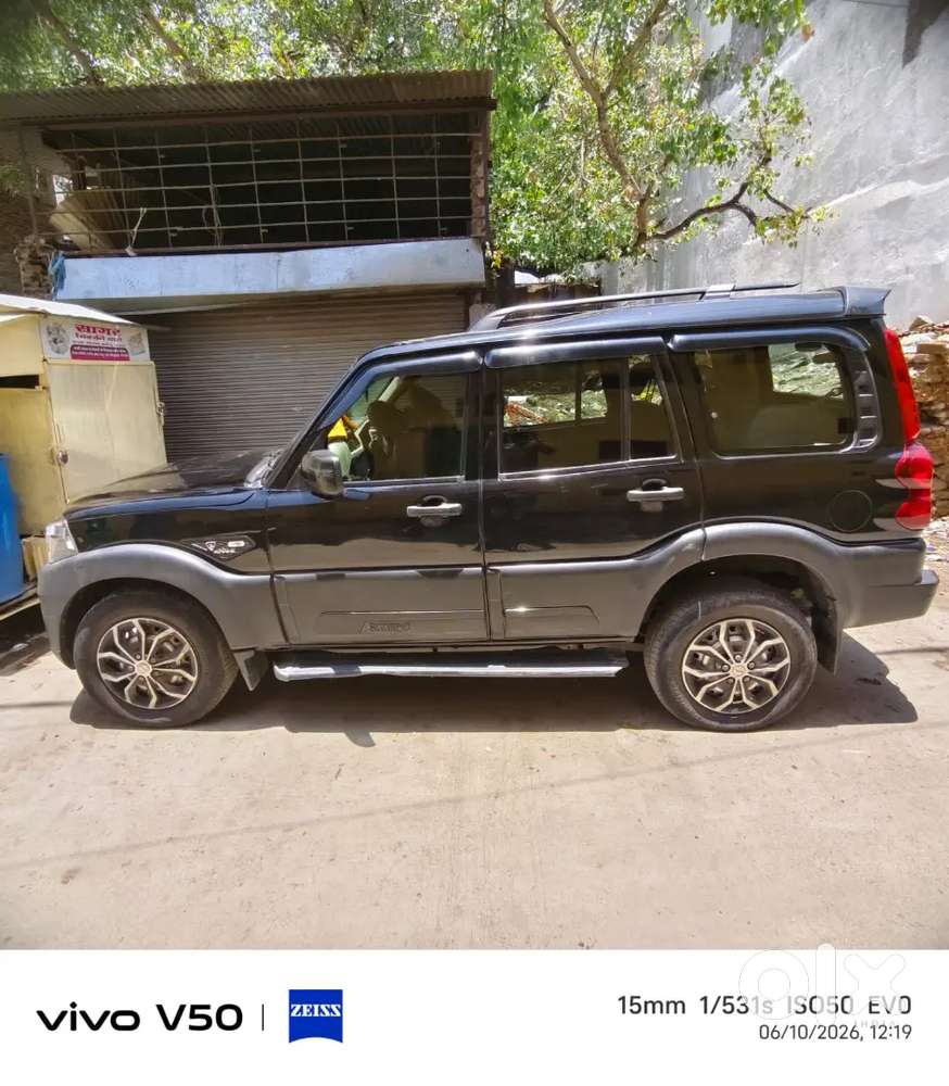 Mahindra Scorpio Classic 2023