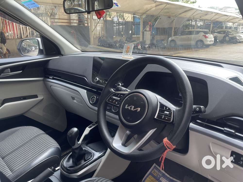 Kia Carens 1.5 Prestige Plus 7 Str Imt, 2024, Petrol