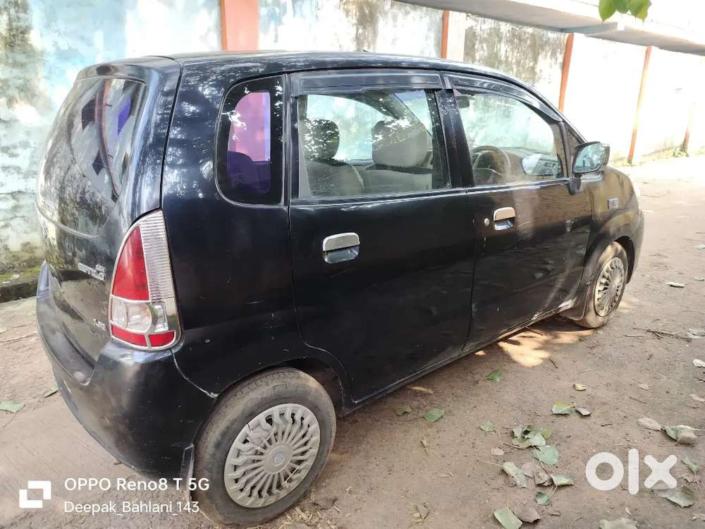 Maruti Suzuki Zen Estilo 2010