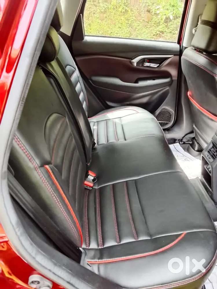 Maruti Suzuki Grand Vitara 1.5 Delta 2025, Red Color
