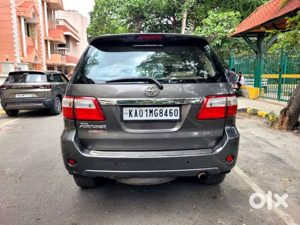Toyota Fortuner 3.0 4x4 Manual, 2011, Diesel