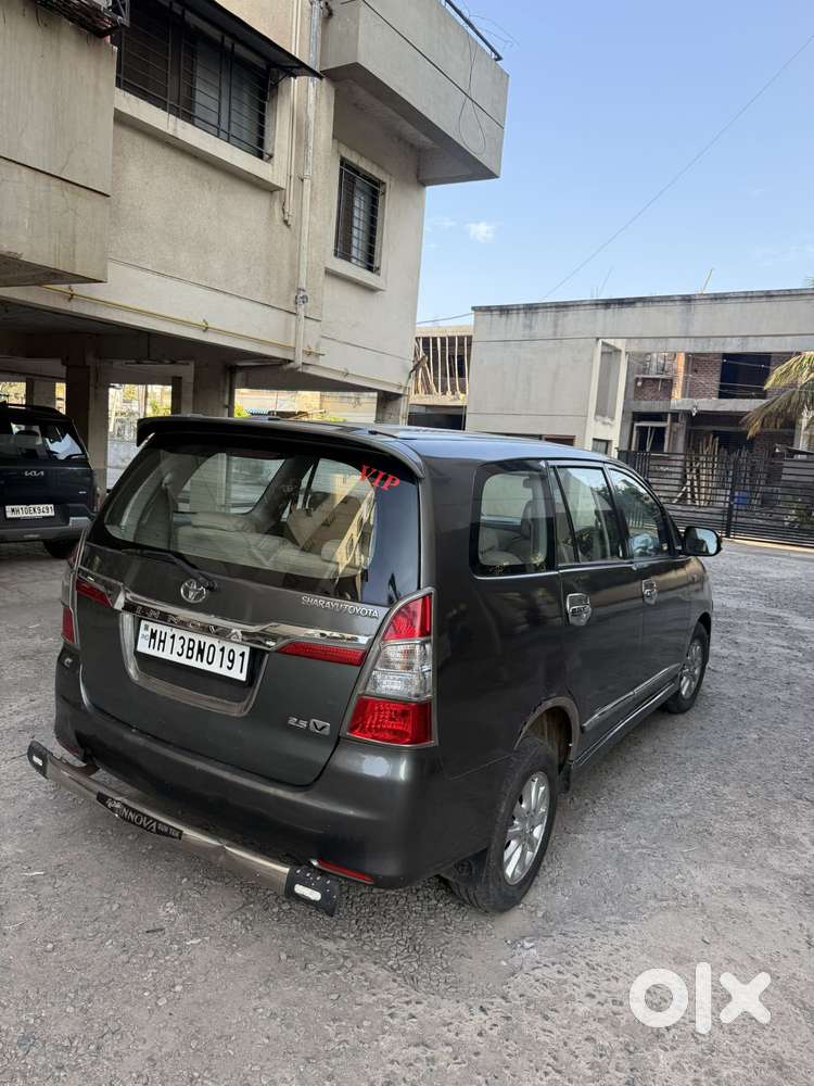 Toyota Innova 2.5 V 8 Str, 2013, Diesel