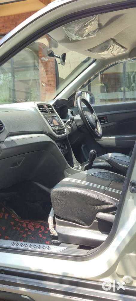 Maruti Suzuki Brezza Ldi, 2017, Diesel