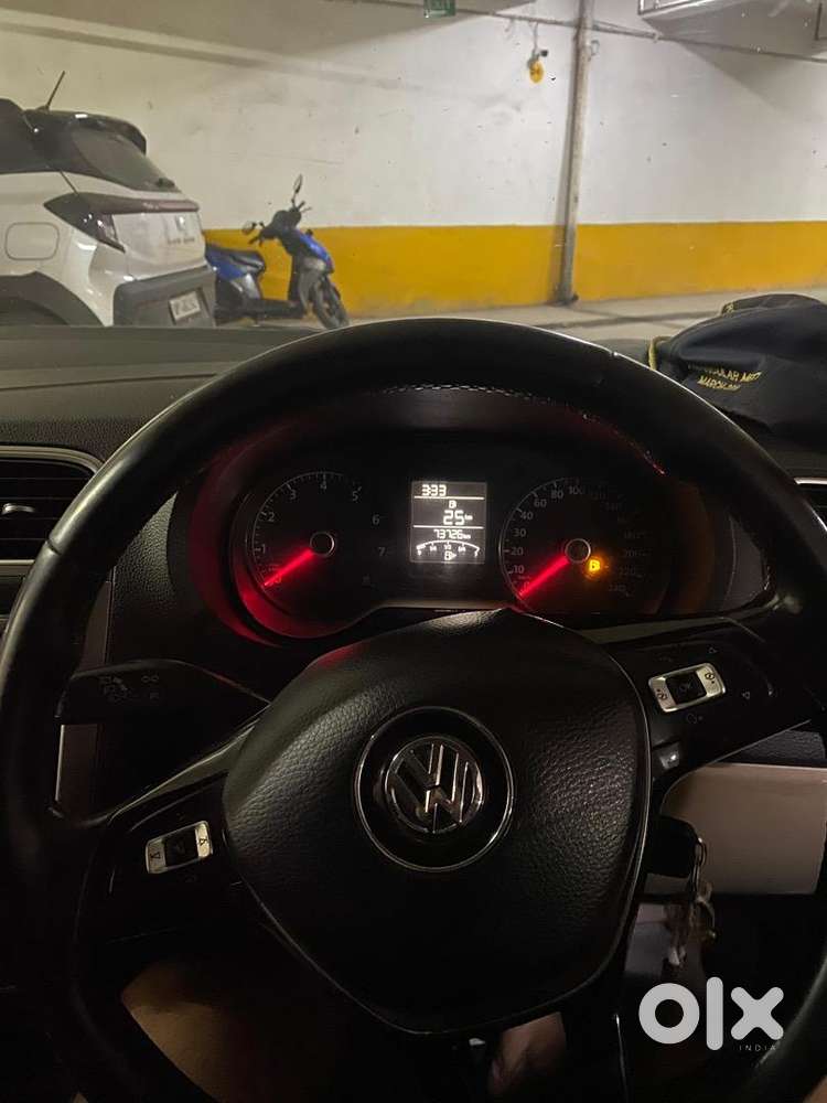Volkswagen Petrol 2014 Car