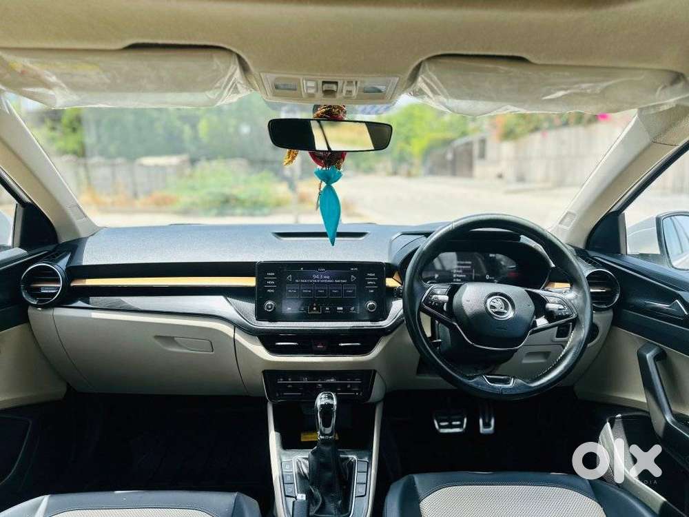 Skoda Slavia 1.5 Tsi Style At, 2022, Petrol