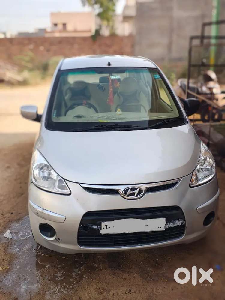 Hyundai I10 Magna 2010  Petrol + Lpg  Central Locking  Power Window