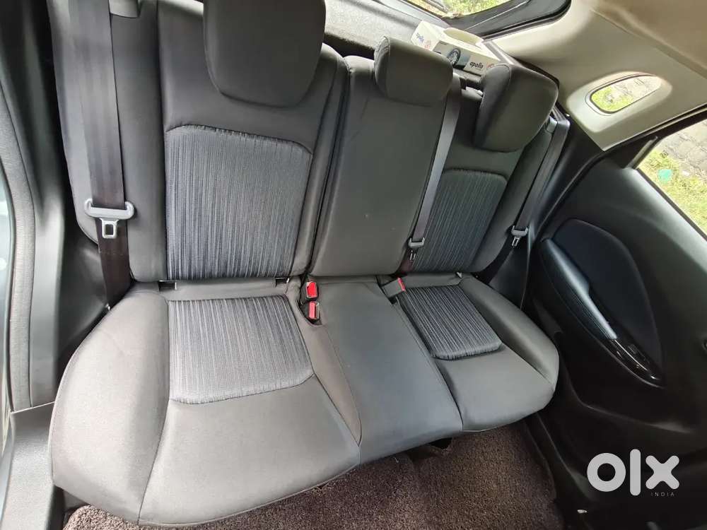 Maruti Suzuki Baleno 1.2 Zeta 2025