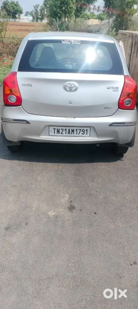 Toyota Etios Liva 2012 Diesel 130000 Km Driven