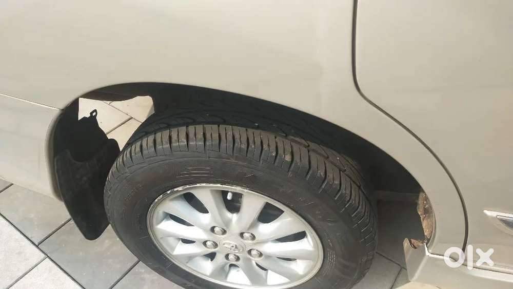 Toyota Innova 2015 Diesel 126000 Km Driven