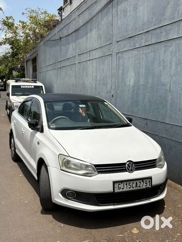 Volkswagen Vento Highline 2012