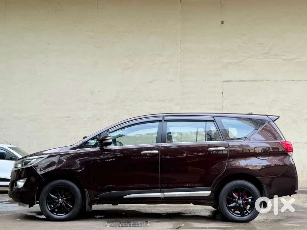 Toyota Innova Crysta G 8 Str, 2016, Diesel