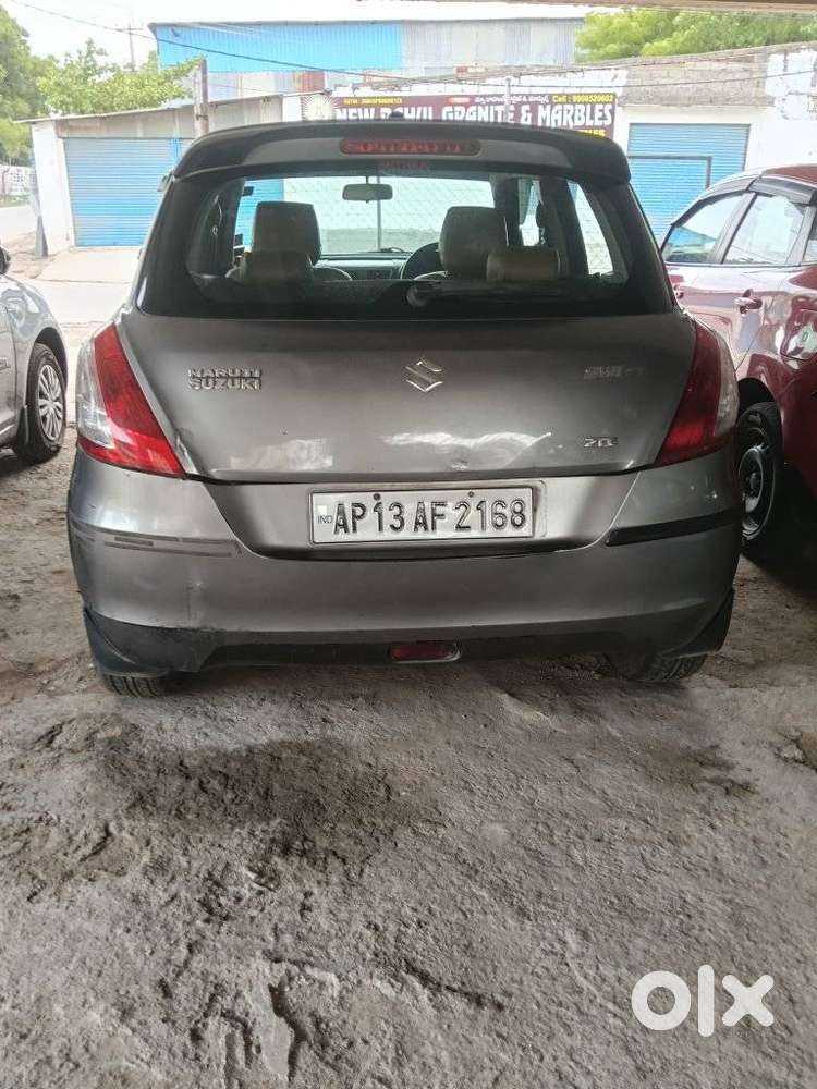Maruti Suzuki Swift Ddis Zdi, 2013, Diesel