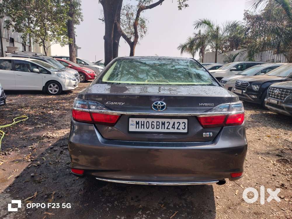 Toyota Camry 2.5l Automatic, 2015, Cng & Hybrids