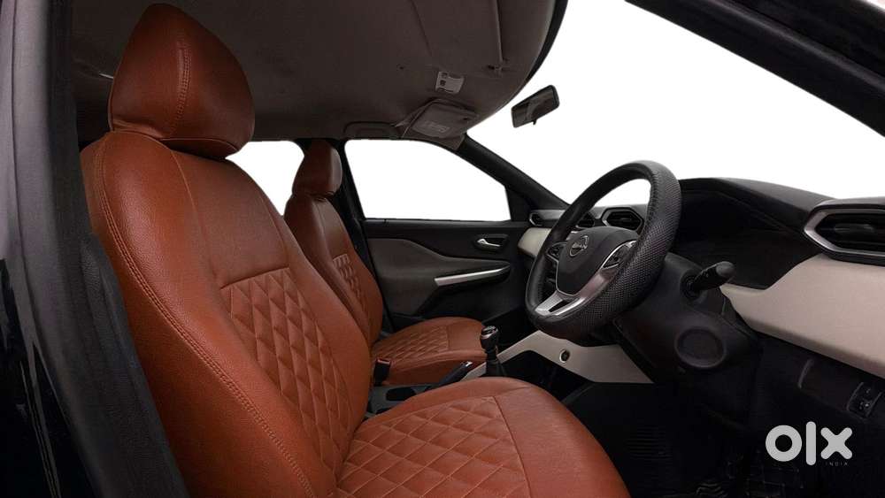 Nissan Magnite 1.0 Xv, 2021, Petrol