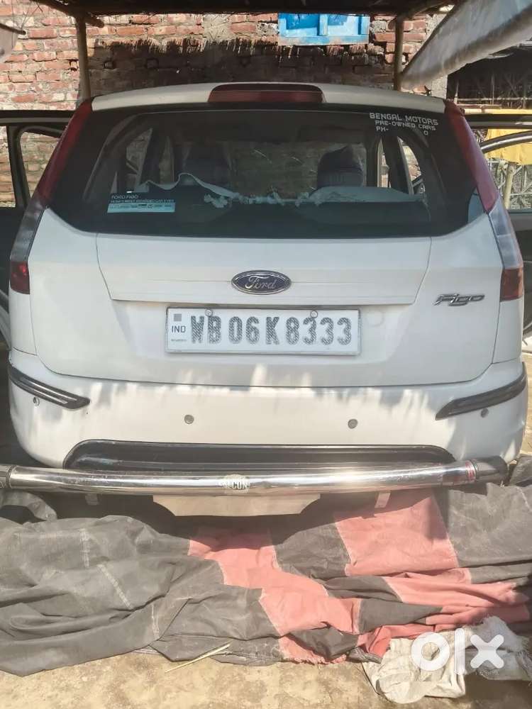Ford Figo Petrol Lxi 2014 Year