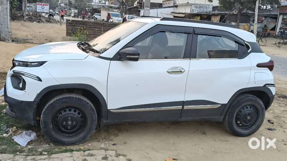 Tata Punch 2024 पेट्रोल Well Maintained
Urgent Sale