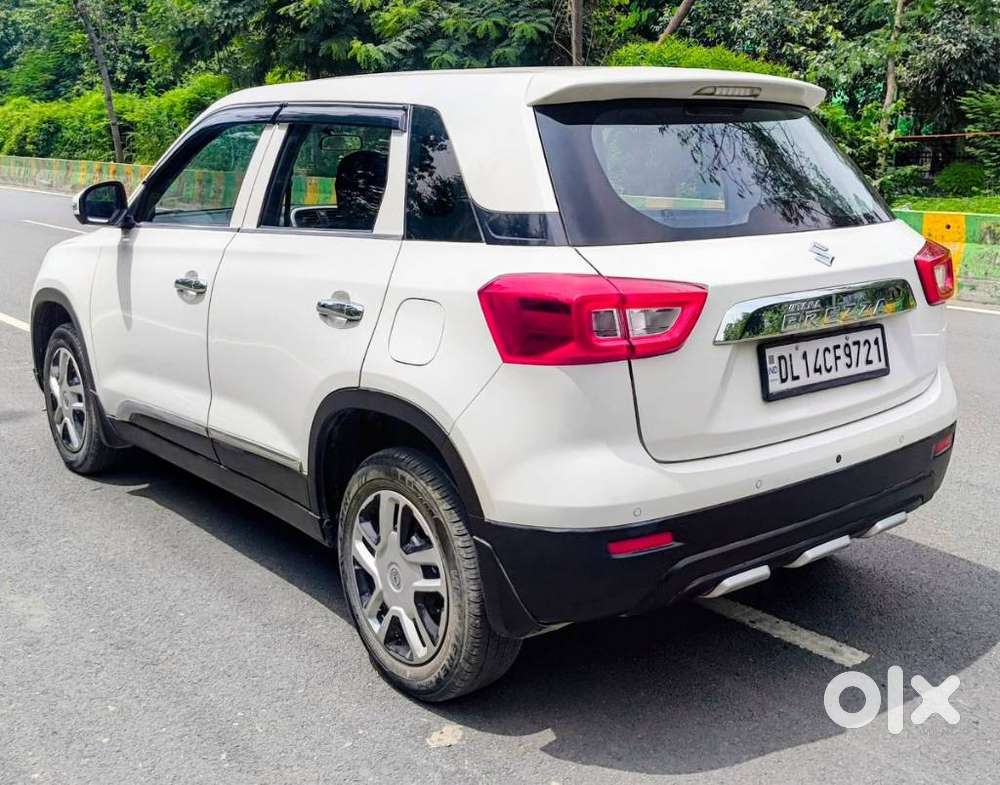 Maruti Suzuki Brezza 1.5 Lxi Smart Hybrid, 2022, Petrol